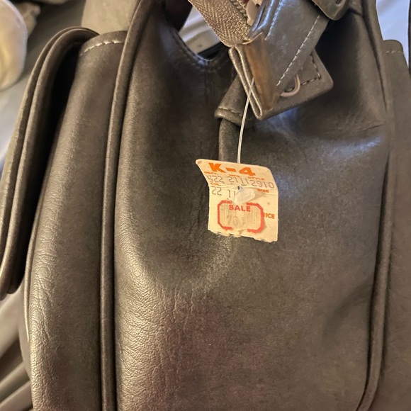 NWT Vintage 1980s gray leather shoulder bag - Picture 3 of 14